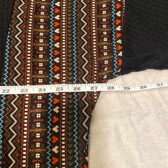 Umgee Waffle Knit Boho Print Top - Picture 8 of 11